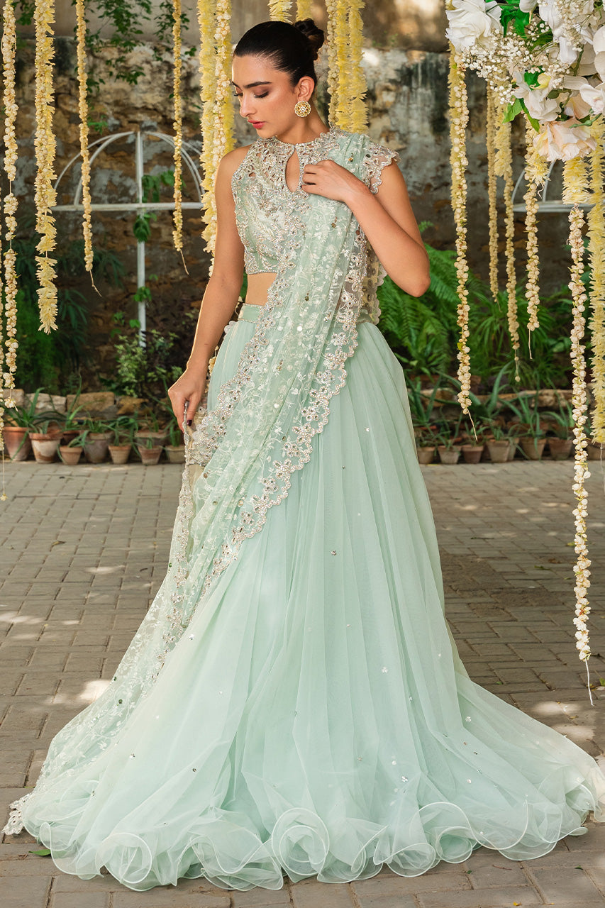 sania maskatiya engagement dresses Malabar Bridal Collection